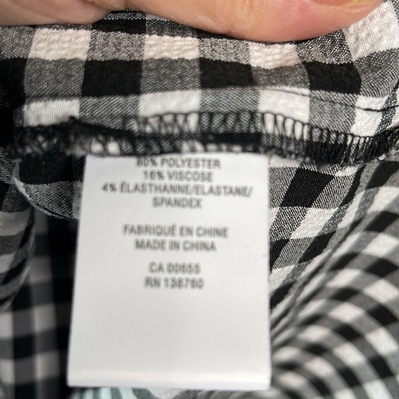 Signature Reitmans Seersucker Gingham Plaid Blouse Puff Sleeve Black White XXL - Picture 10 of 13